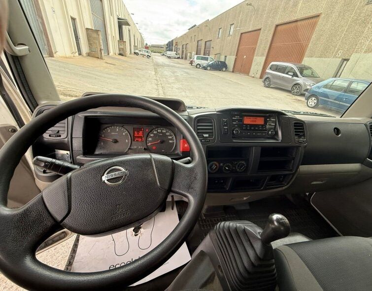NISSAN  CABSTAR NT400 CESTA ELEVADORA 